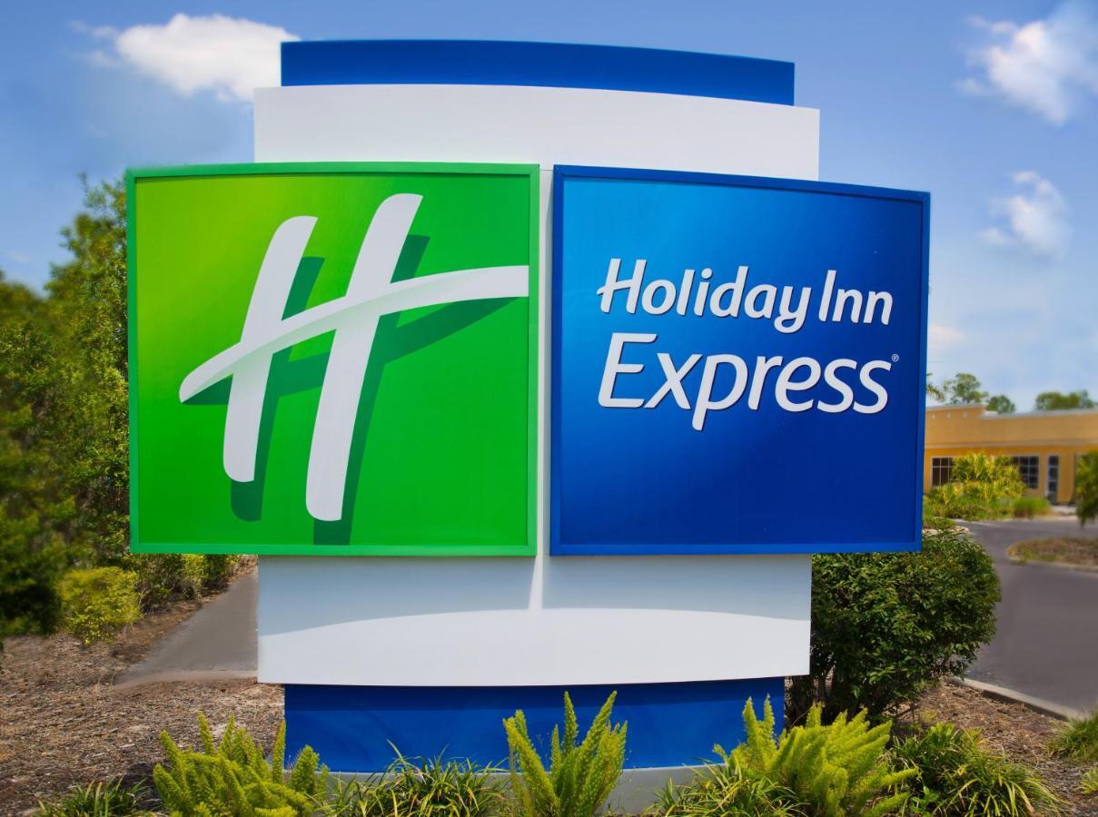 Holiday Inn Express Hotel & Suites Порт-Шарлотт Экстерьер фото